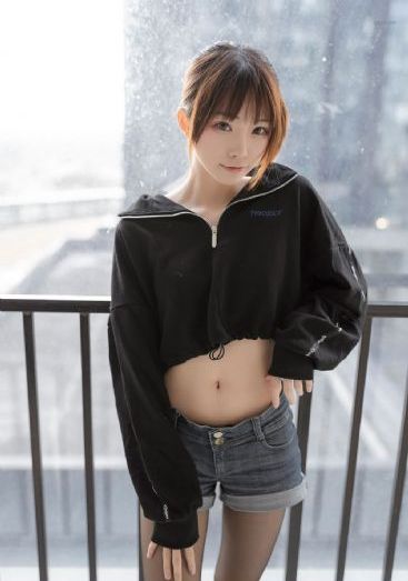 欧美含羞草免费观看全部完_720在线观看