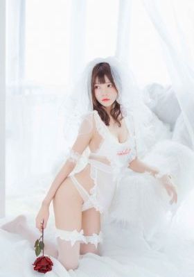 欧美古装情欲电影_HD最新电影在线观看