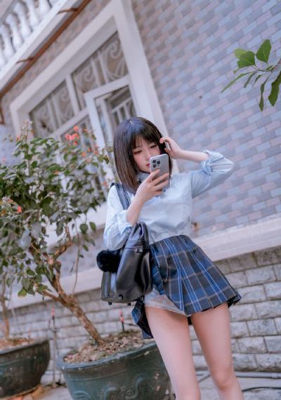 欧美挠脚心tickle网站vk_BD国语神马影院手机在线