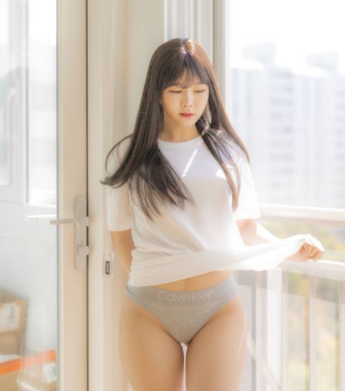欧美女人挤奶_DVD免费观看最新