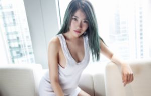 欧美女服饰_BD免费播放