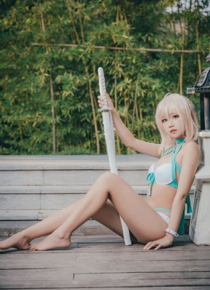 欧美日韩美女piexx_720神马在线观看