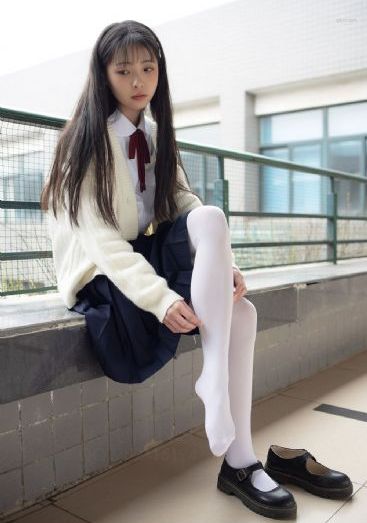 粗大的内捧猛烈进出小说_HD免费观看最新