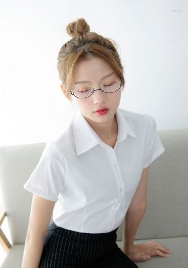 国产奔驰gln180_1080神马影院手机在线