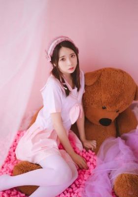 日韩美女漫画_高清高清迅雷在线观看