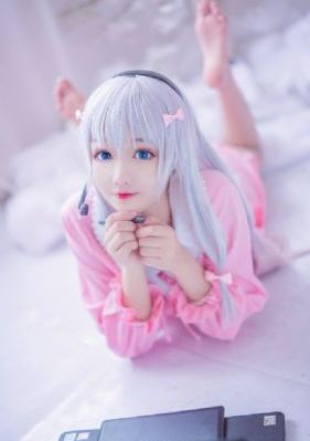 av蜜桃一区免费_青苹果乐园免费高清观看